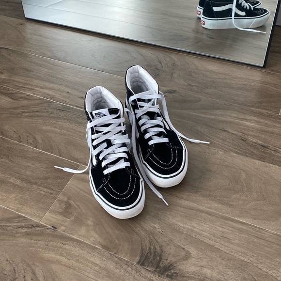 Vans Shoes - VANS high top platform